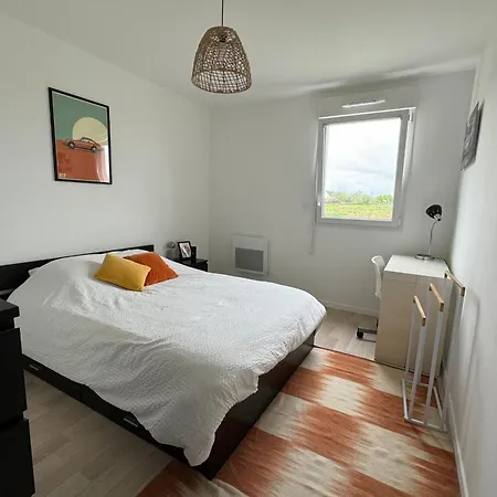 Apartment Beautiful Appt With Balcony In *
